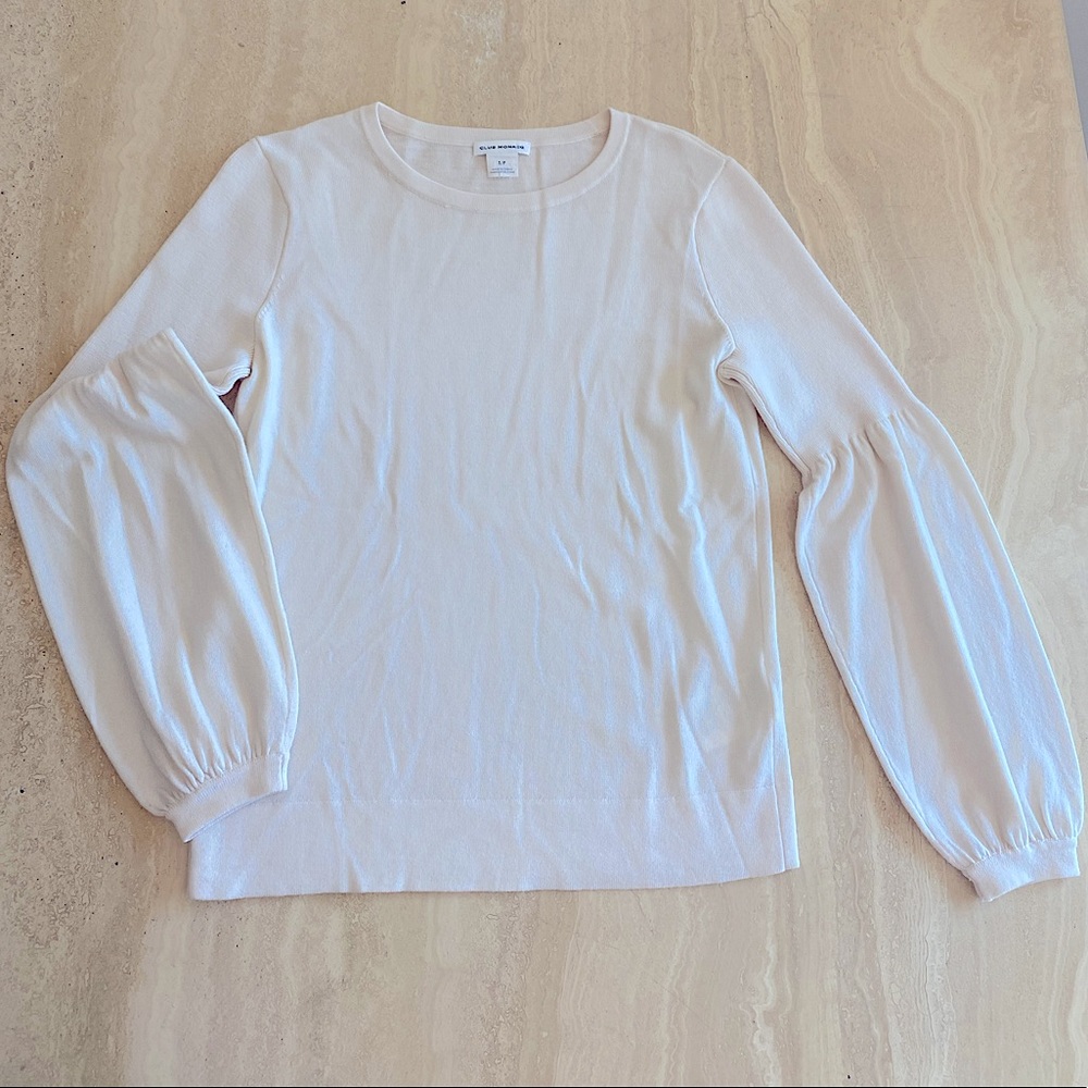 Club Monaco cream sweater size Small.